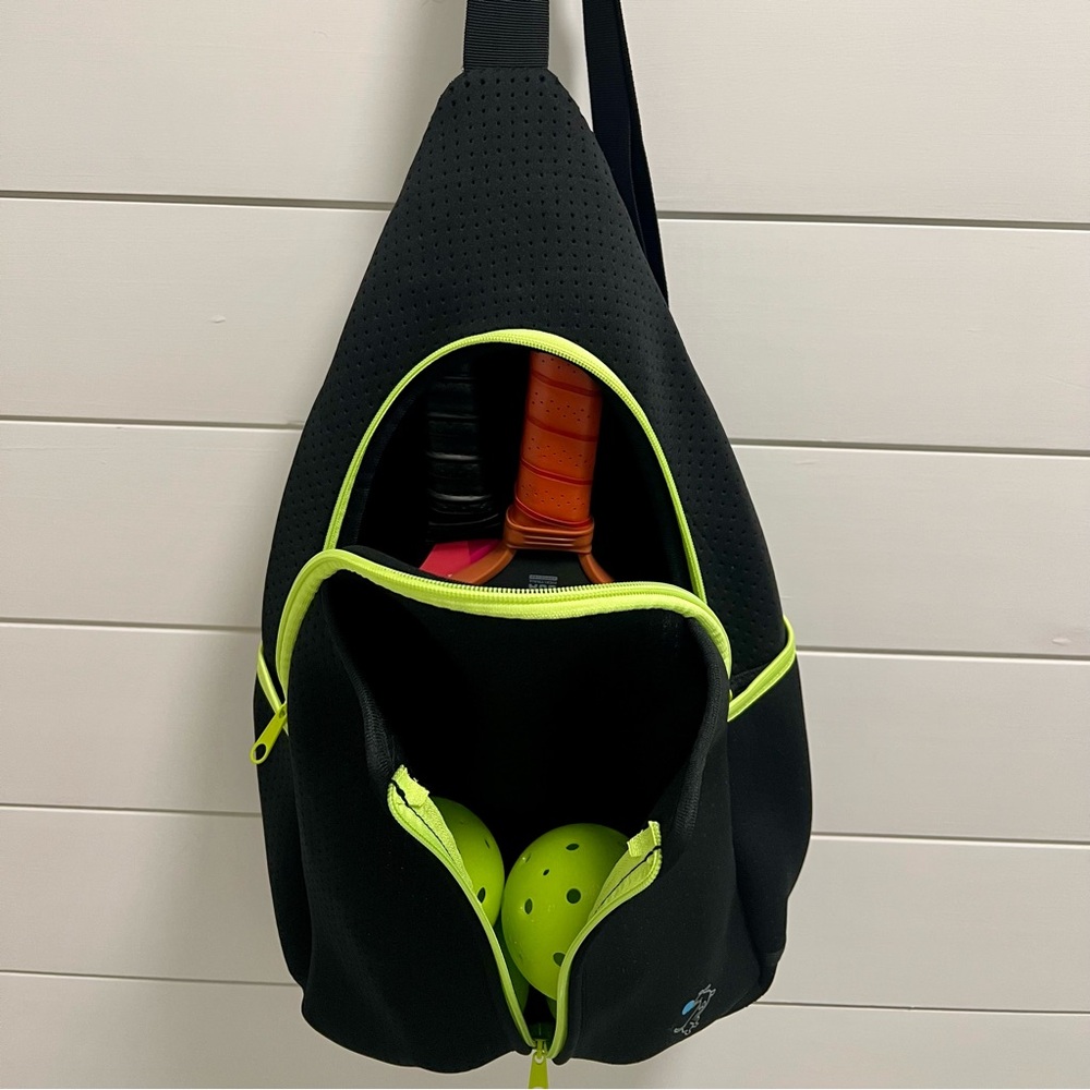 SWINTON PICKLEBALL Sling Bag - Black